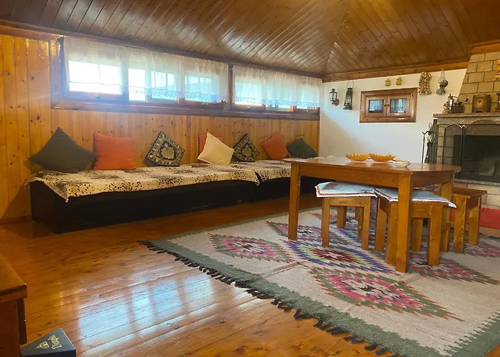 Raisa Guesthouse 12